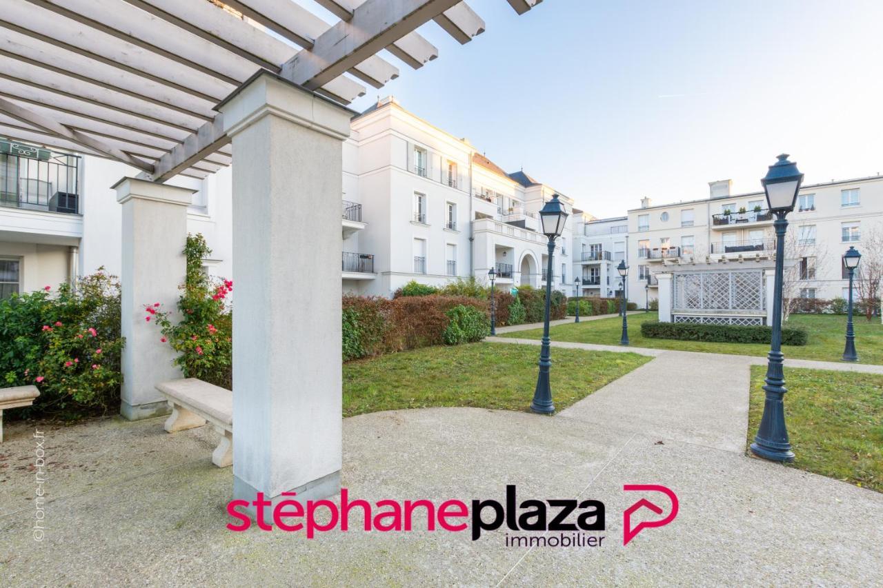 Plaza Scandinave 04 Serris Exterior photo